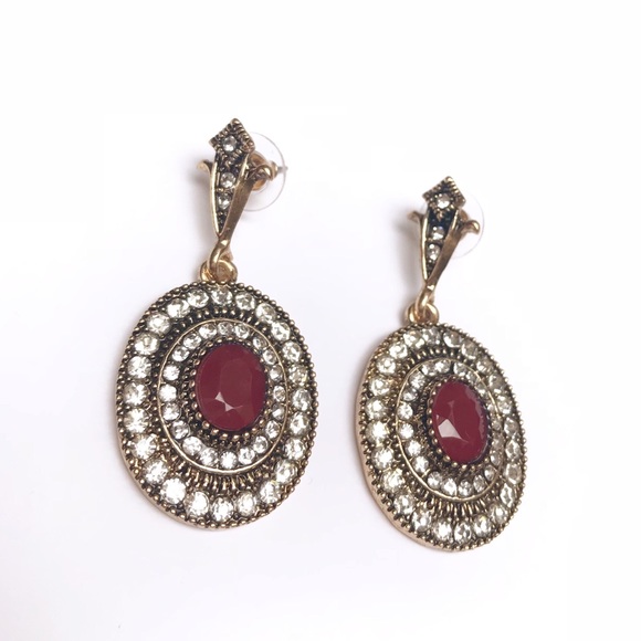 Gold/bronze earrings with rhinestones & red accent - Picture 6 of 8